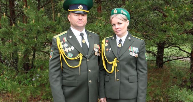 старший прапорщик Ольга Еланская и подполковник Сергей Тушинский