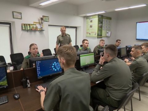 Отряд пограничного контроля «Минск» отметил 80-летие