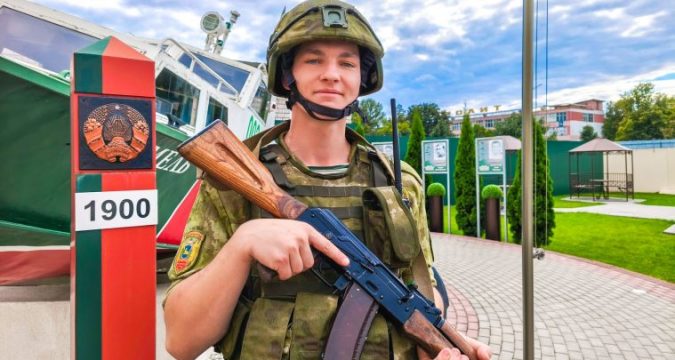 рядовой дмитрий лукьянович