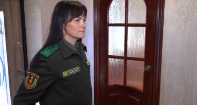 Репортаж – о военнослужащей Пинского пограничного отряда Людмиле Протосовицкой, чья детская мечта однажды сбылась.