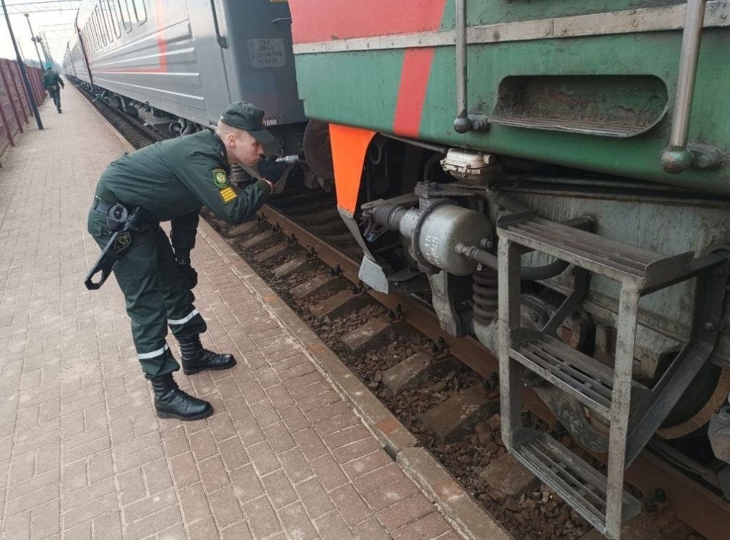 На страже границы: выпускники приступили к практике
