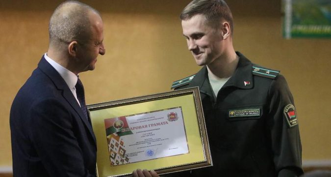 Олег Гоголюк – мастер спорта и шестикратный чемпион по рукопашному бою, неоднократный призер республиканских турниров и чемпионатов СНГ среди силовых ведомств.
