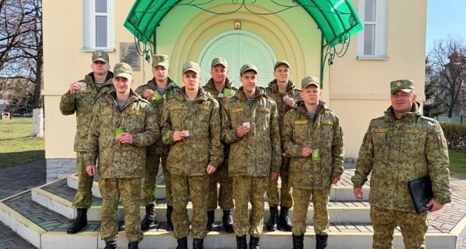 В Лидском погранотряде торжественно наградили лучших по итогам сборов
