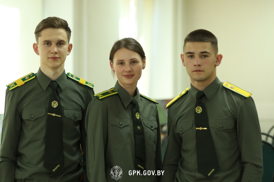 В Институте погранслужбы состоялся финальный этап соревнований среди команд со всей страны, чтобы определить лучшего начальника смены, лучшего старшего контролера и лучшего контролера.